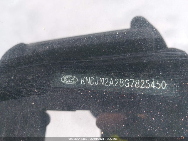KIA Soul 2016 KNDJN2A28G7825450 Image 9