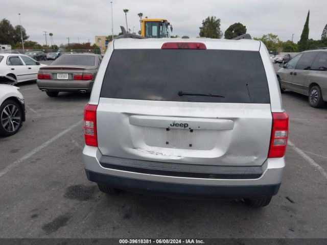 1C4NJPBBXED503125 Jeep Patriot Sport