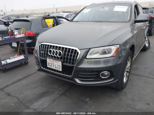 WA1C2AFP4HA082011 Audi Q5 2.0t Premium