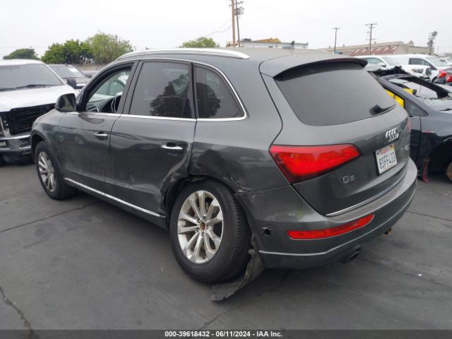WA1C2AFP4HA082011 Audi Q5 2.0t Premium