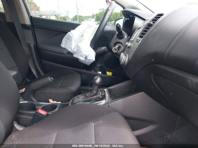 KIA FORTE LX 2018 3KPFK4A79JE273180 Image 5