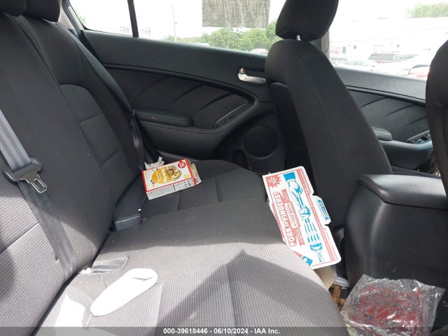 KIA FORTE LX 2018 3KPFK4A79JE273180 Image 8