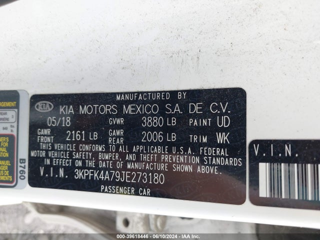 KIA FORTE LX 2018 3KPFK4A79JE273180 Image 9