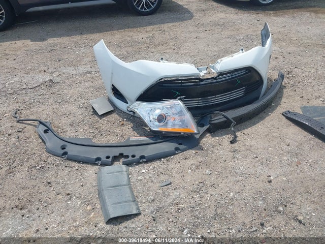 Toyota COROLLA LE 2017 5YFBURHE6HP607863 Image 12