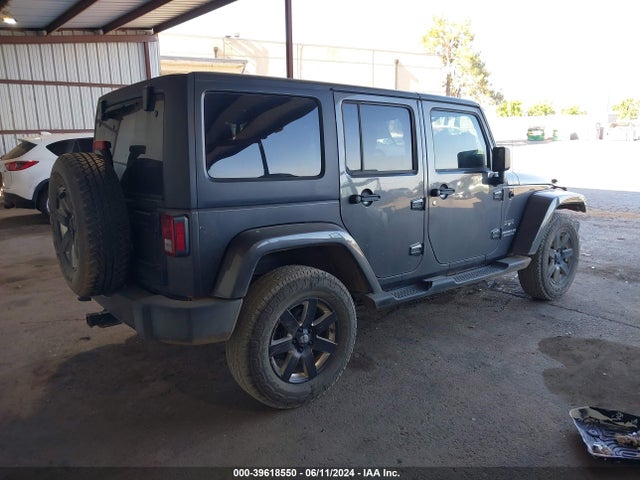1C4BJWEG3HL532979 Jeep Wrangler Unlimited Sahara 4x4