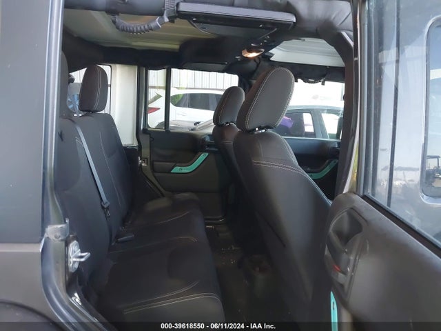 1C4BJWEG3HL532979 Jeep Wrangler Unlimited Sahara 4x4