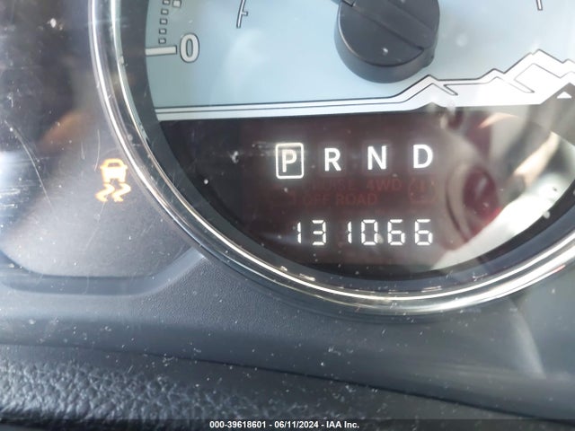 1C4HJWEG4EL159022 Jeep Wrangler Unlimited Polar Edition