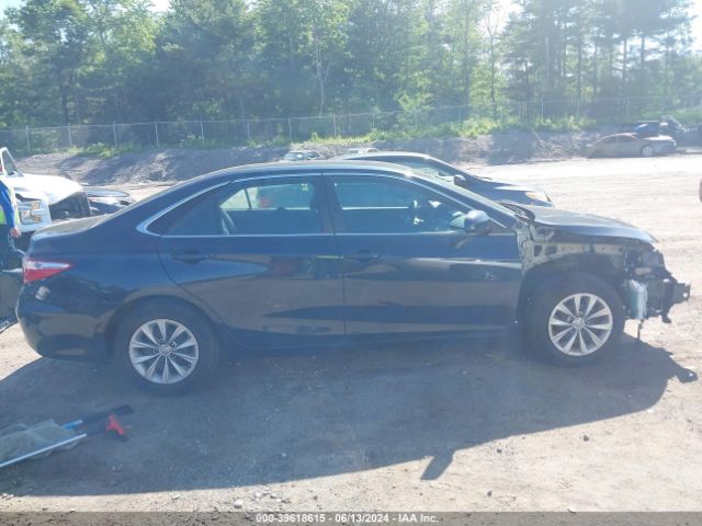 4T1BF1FKXHU270603 Toyota CAMRY LE