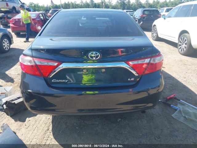 4T1BF1FKXHU270603 Toyota CAMRY LE