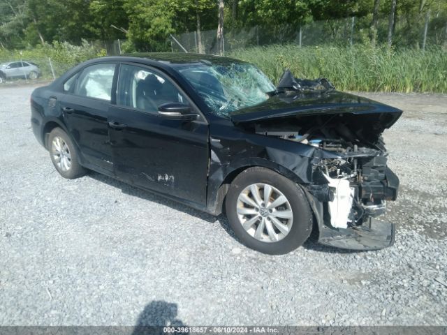 1VWAT7A38FC068841 auction archive image