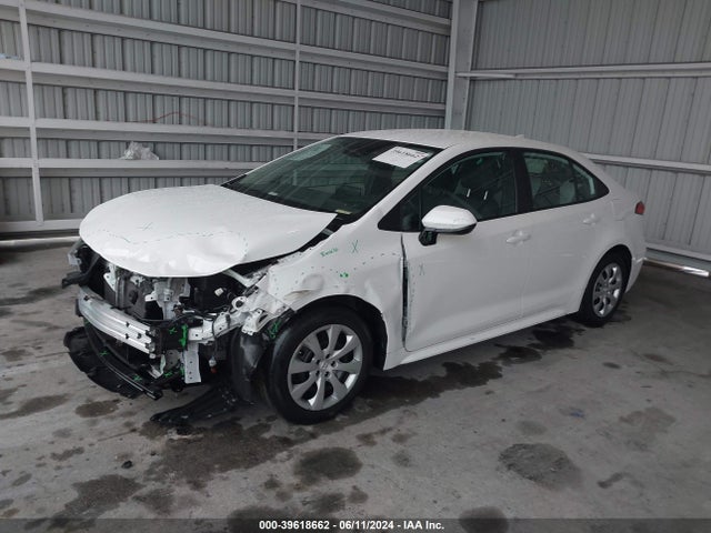 Toyota COROLLA LE 2020 5YFEPRAEXLP089831 Image 2