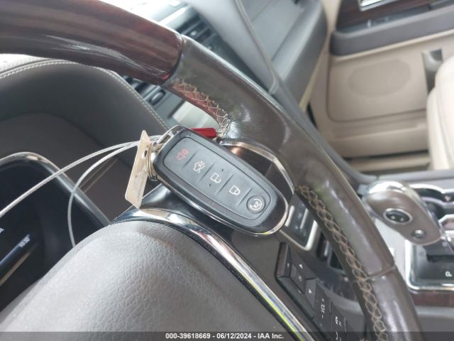 5LMJJ3HT8FEJ14883 Lincoln NAVIGATOR L