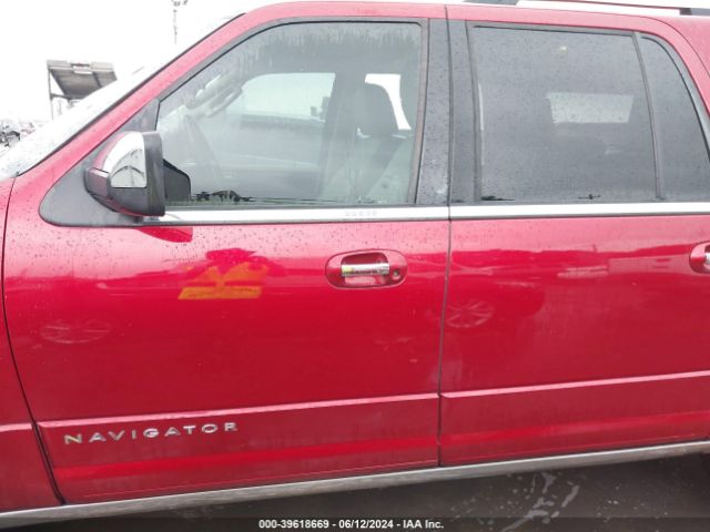 5LMJJ3HT8FEJ14883 Lincoln NAVIGATOR L