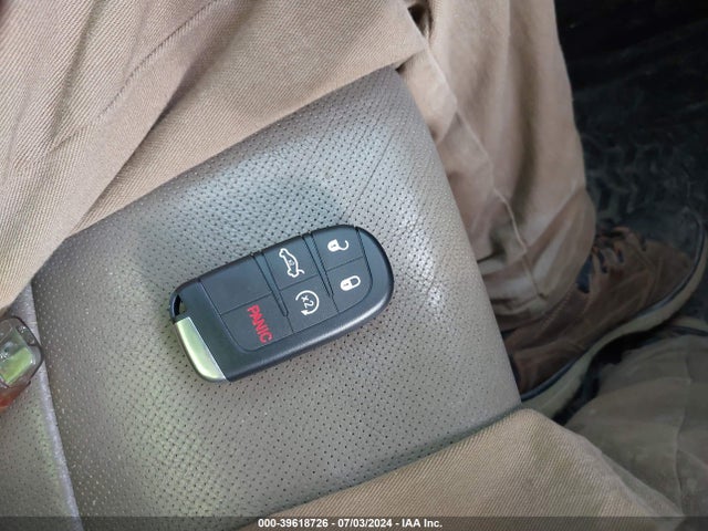 1C4PJMDX1KD492169 Jeep Cherokee Limited 4x4