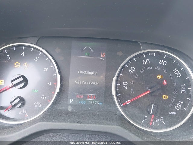 Toyota RAV4 LE 2019 JTMK1RFV7KD025700 Image 16