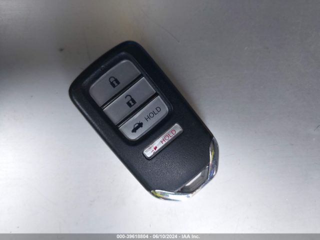 1HGCV1F35NA052443 Honda Accord Sport