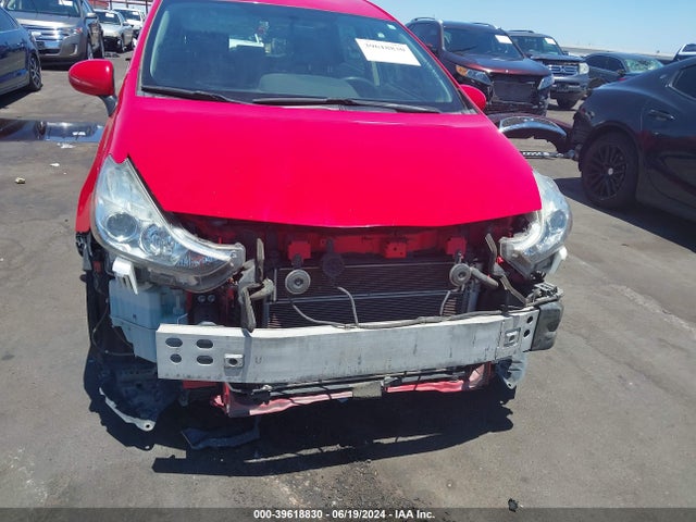 Toyota Prius V Two 2015 JTDZN3EU2FJ036281 Image 6
