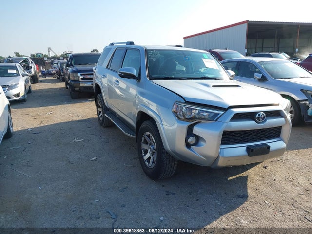 2015 JTEBU5JR5F5273014 main image