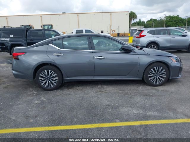 1N4BL4DV1RN352748 Nissan Altima Sv Fwd