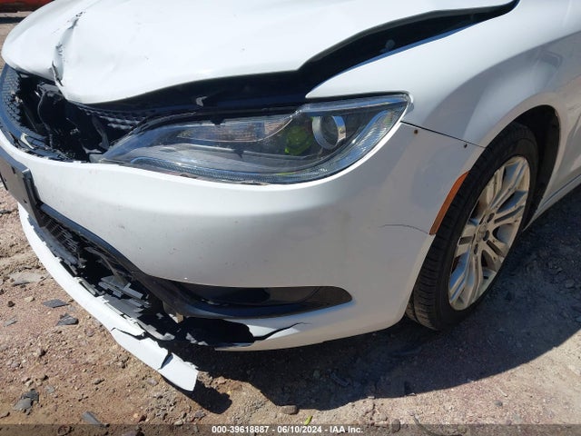 Chrysler 200 S 2015 1C3CCCBB8FN584698 Image 12
