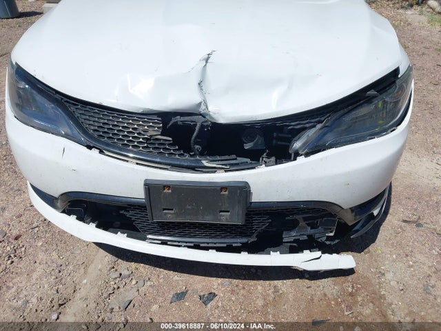 Chrysler 200 S 2015 1C3CCCBB8FN584698 Image 6