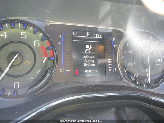 Chrysler 200 S 2015 1C3CCCBB8FN584698 Image 7