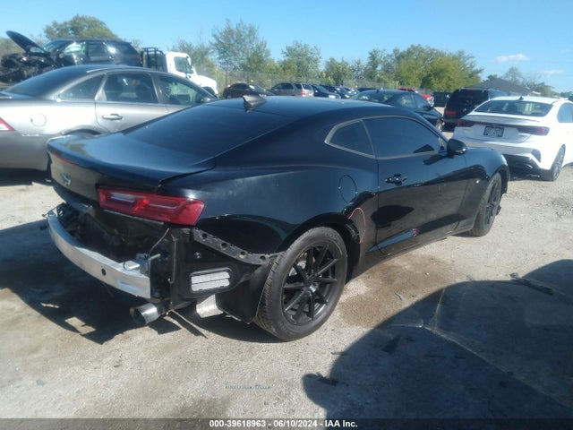 Chevrolet Camaro 1lt 2017 1G1FB1RX2H0132109 Image 4