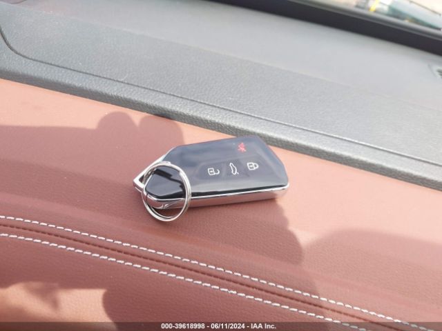 WVGUNPE28NP070619 Volkswagen Id.4 Awd Pro S