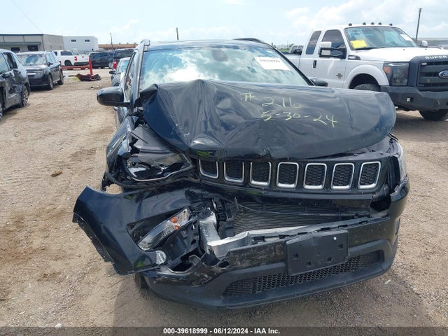 3C4NJCBB6MT518352 Jeep Compass Latitude Fwd
