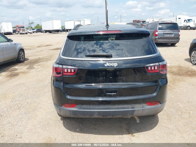 3C4NJCBB6MT518352 Jeep Compass Latitude Fwd