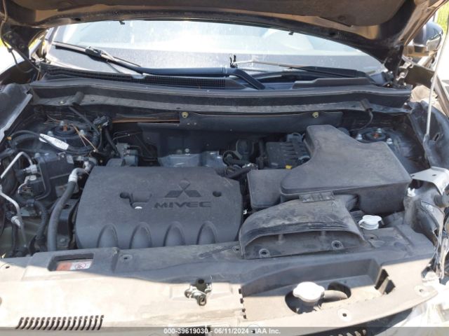 JA4AD3A38KZ023554 Mitsubishi Outlander Sel