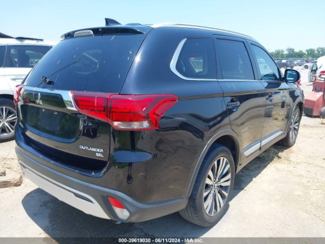 JA4AD3A38KZ023554 Mitsubishi Outlander Sel