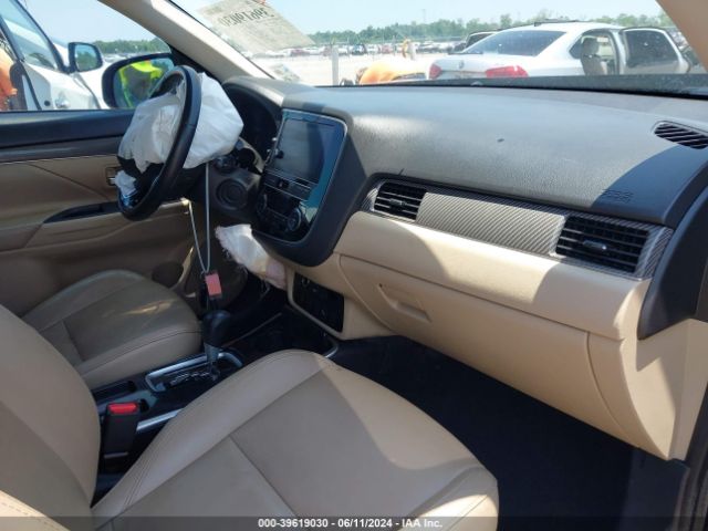 JA4AD3A38KZ023554 Mitsubishi Outlander Sel