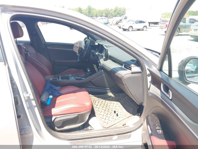 5XXG64J28MG011286 KIA K5 Gt-line