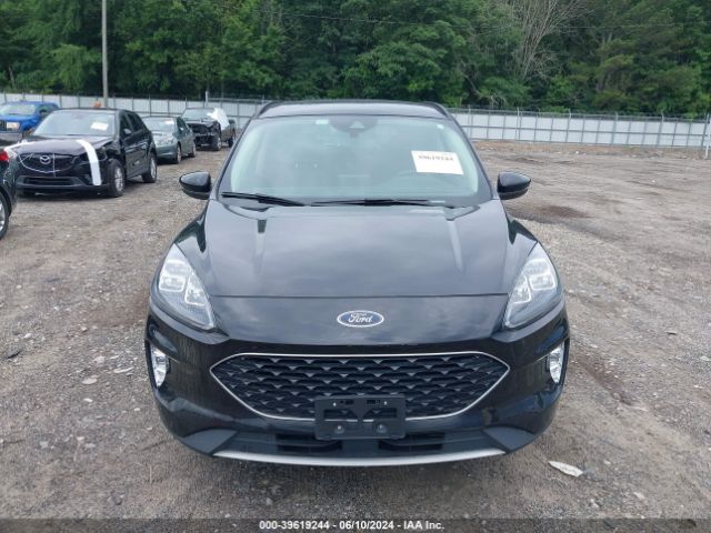 1FMCU9J94LUB10741 Ford Escape Titanium