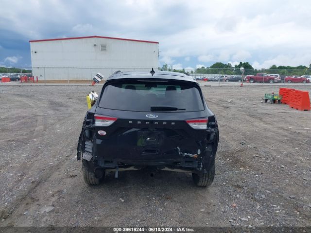 1FMCU9J94LUB10741 Ford Escape Titanium