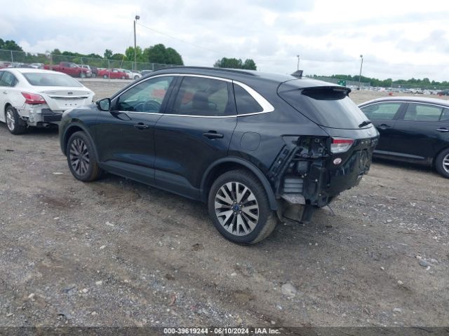 1FMCU9J94LUB10741 Ford Escape Titanium