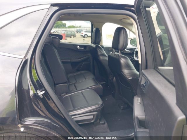 1FMCU9J94LUB10741 Ford Escape Titanium