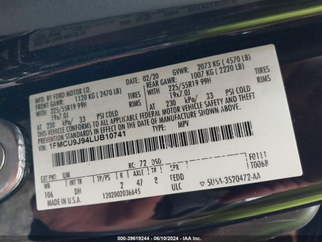 1FMCU9J94LUB10741 Ford Escape Titanium