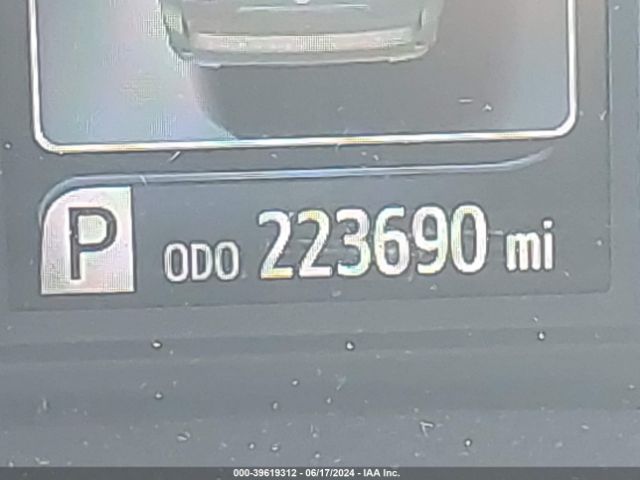 5TDYZ3DC0HS861105 Toyota Sienna Xle Premium 8 Passenger