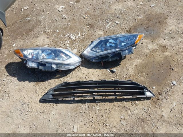 KNMAT2MVXHP552556 Nissan ROGUE S