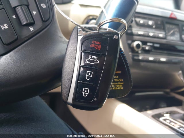 Hyundai Genesis 3.8 2015 KMHGN4JE4FU064508 Image 11
