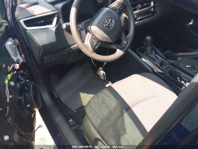 Toyota Corolla Hybrid Le 2021 JTDEAMDE0MJ009782 Image 11