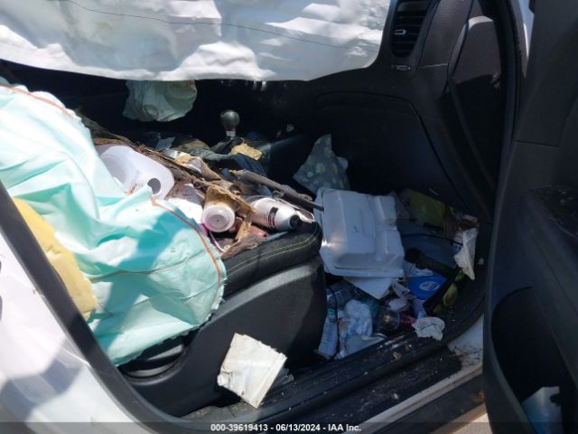 KNDJP3A55F7139083 KIA SOUL +