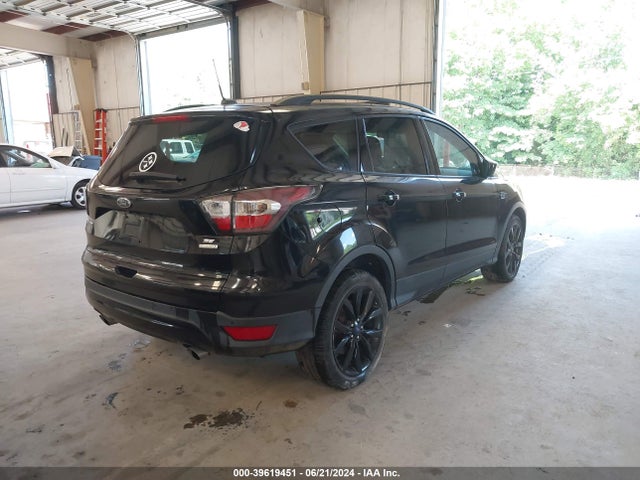 Ford ESCAPE SE 2017 1FMCU0GD6HUB07905 Image 4
