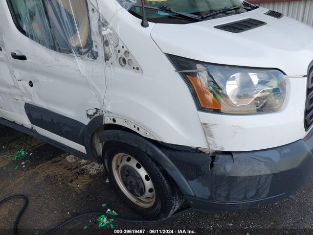 Ford Transit-150 2016 1FTYE1CMXGKA17394 Image 17