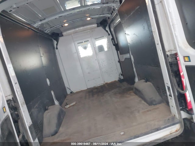 Ford Transit-150 2016 1FTYE1CMXGKA17394 Image 8
