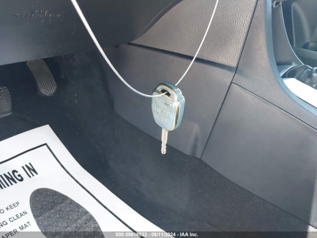 Toyota COROLLA LE 2018 2T1BURHEXJC048517 Image 11