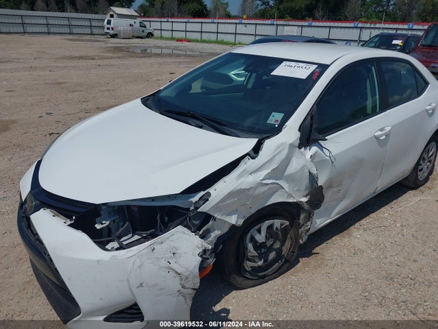 Toyota COROLLA LE 2018 2T1BURHEXJC048517 Image 6