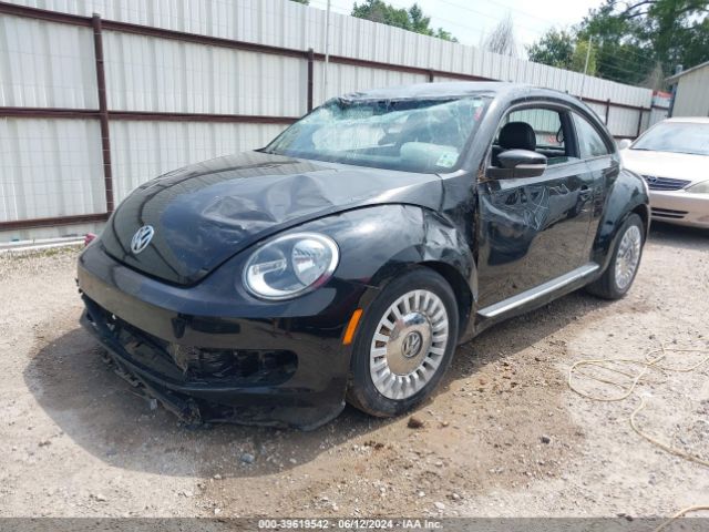 3VWJX7AT2EM631643 Volkswagen Beetle 2.5l